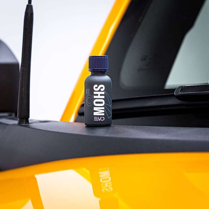 GYEON MOHS Ceramic Coating for Cars | Deep Gloss & 3-Year Protection | DIY Paint Coating Kit for Long-Lasting Shine | Easy Application & Hydrophobic Finish - Image 6