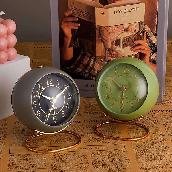 rjuwurv Metal Desk Clock, Retro Bedroom Table Vintage Analog Alarm Clock, Silent Non-Ticking Gold Clock, Bedside Décor(Olive-Green) - Image 4