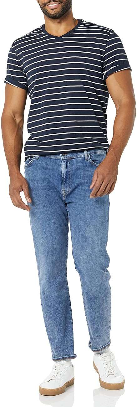 Amazon Essentials Men's V-Neck Short-Sleeve T-Shirts, Pack of 2 - Image 4