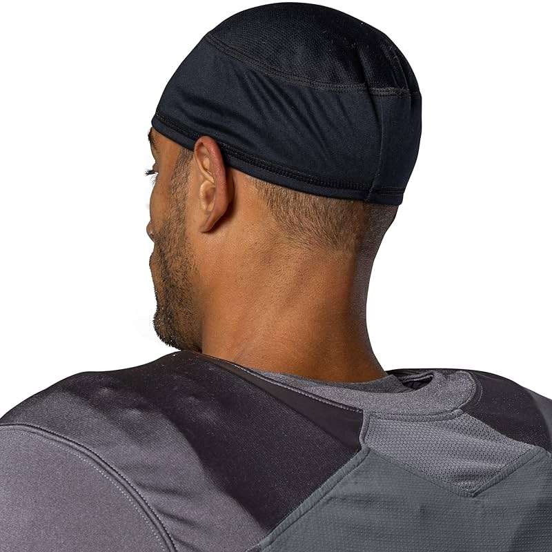Under Armour Unisex Football Skull & Wave Cap, Cooling Helmet & Hair Cap with 4-Way Stretch & Elastic Fabric, OSFA - Image 4