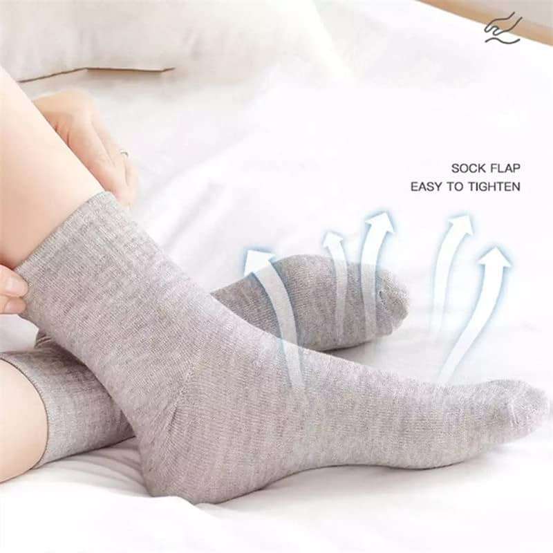 30 Pairs of Thin Crew Socks for Men & Women - Breathable Casual Socks in Bulk - Moisture-Wicking Socks Wholesale - Image 5