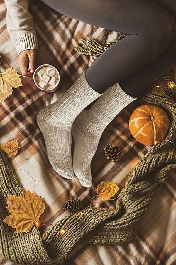GoWith 4-5 Pairs Unisex Natural 97% Cotton Crew Socks, Pure Cotton Comfy Cozy Breathable Seamless Casual Socks for Men Women - Image 8