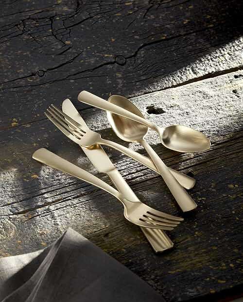 Oneida Silverware Set For 4, Aptitude Champagne Satin 20-Piece Flatware Set, Service For 4, 18/0 Stainless Steel Silverware Set, Dishwasher Safe, Knives Spoons and Forks Set, (Champagne, 20 Piece) - Image 2