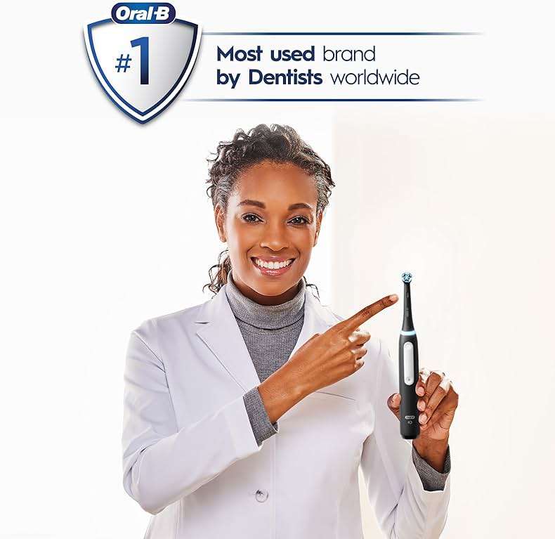 Oral-B Rechargeable Electric Toothbrush, iO3 Limited Deep Clean, 3 Cleaning Modes, Visual Pressure Sensor to Protect Gums, 2 Brush Heads, Travel Case, Black - Image 6