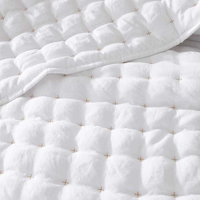 WDCOZY White Queen Size Quilt Bedding Sets with Pillow Shams, Lightweight Soft Bedspread Coverlet, Quilted Blanket Thin Comforter Bed Cover, All Season Summer Spring, 3 Pieces, 90x90 inches - Image 6