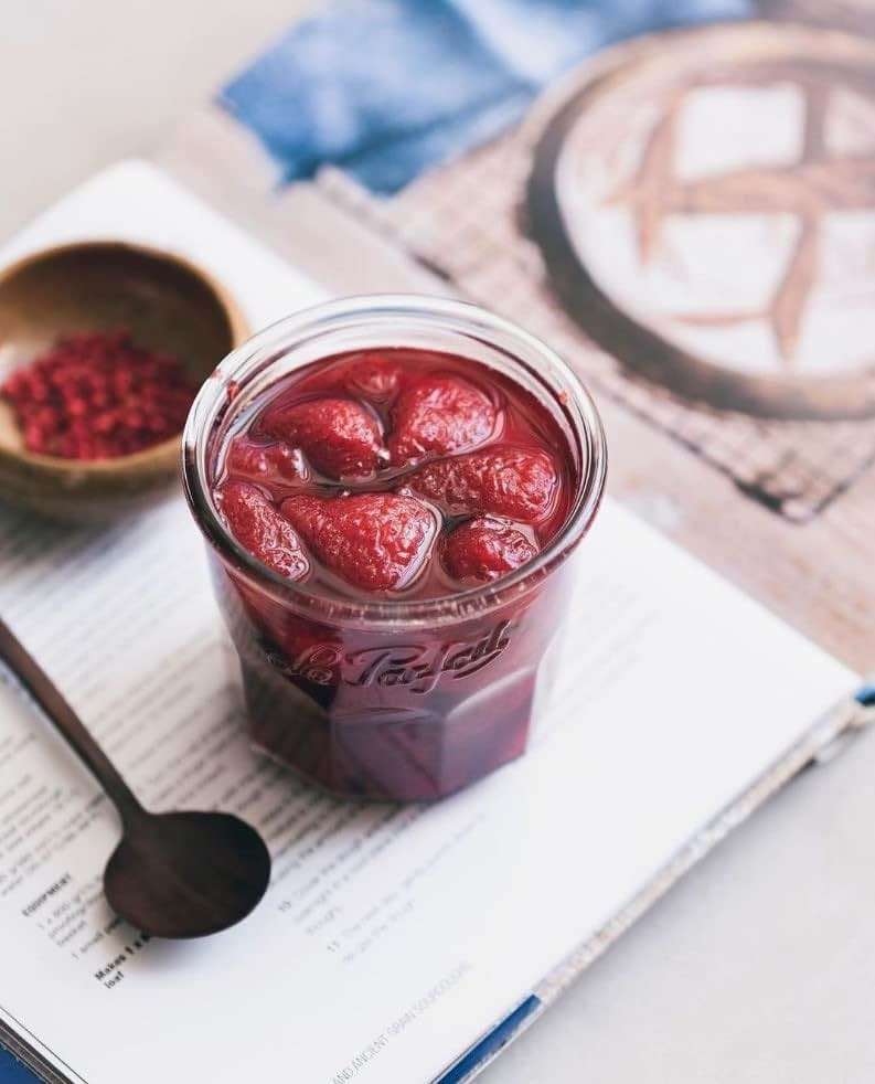 Le Parfait 11oz (324ml) French Glass Jars with Lids – Reusable, Zero Waste Dessert Cups for Yogurt, Overnight Oats, Snacks & Drinks – Dishwasher Safe, Made in France 6PK - Image 4