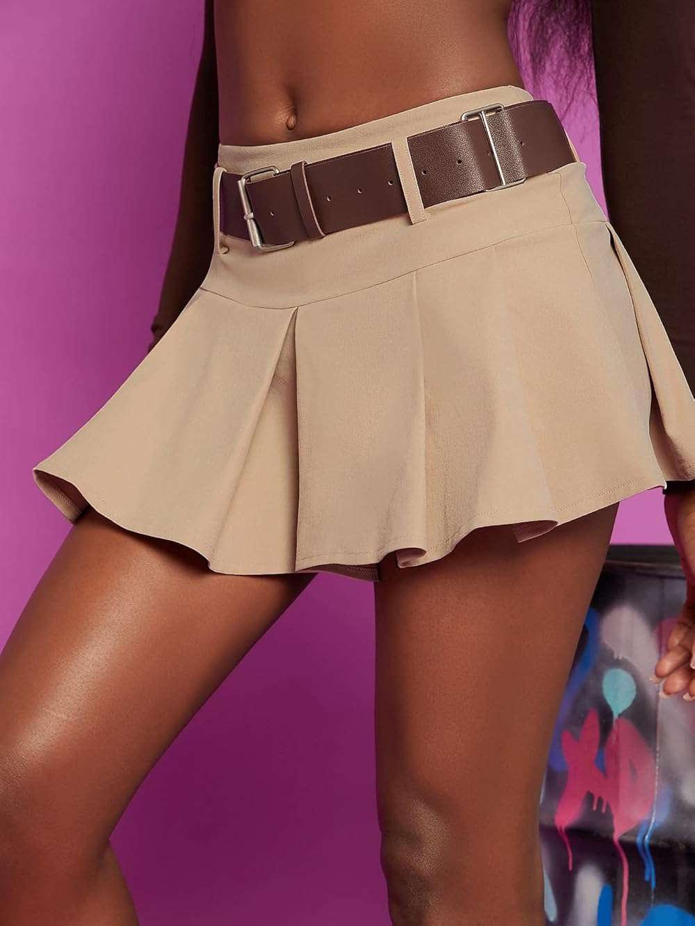 WDIRARA Women's Low Waist Pleated Stretch Tennis Skater Mini Skirt with Belt - Image 3