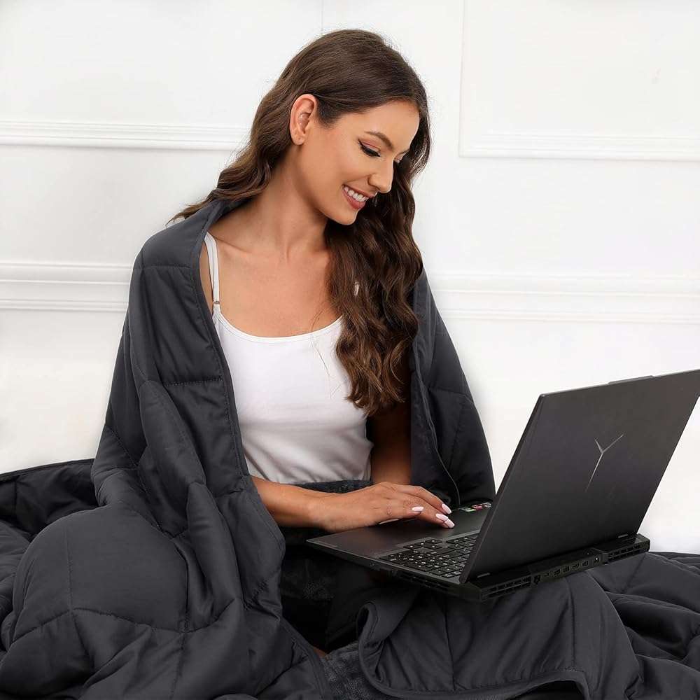 PRETTY NIGHT Weighted Blanket 20lbs Queen Size Dark Grey 60"x80" Weighted Blankets for Adults Heavy Blanket are Comfortable and Cozy - Image 2