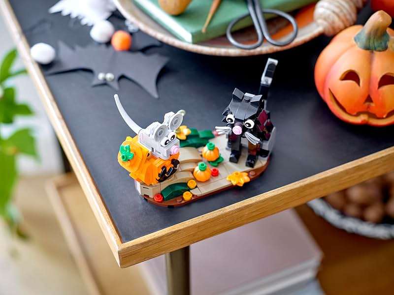 LEGO Halloween Cat & Mouse 40570 Building Kit, Whimsical Halloween Dtecor with Adorable Cat, Mouse, and Pumpkin Toys, Halloween Toy - Image 3