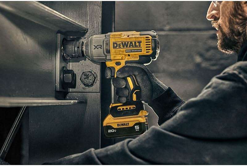 DEWALT 20V MAX Cordless Impact Wrench Kit, 20V MAX, 1/2" Hog Ring With 4-Mode Speed, Includes Battery, Charger and Kit Bag (DCF900P1) - Image 3