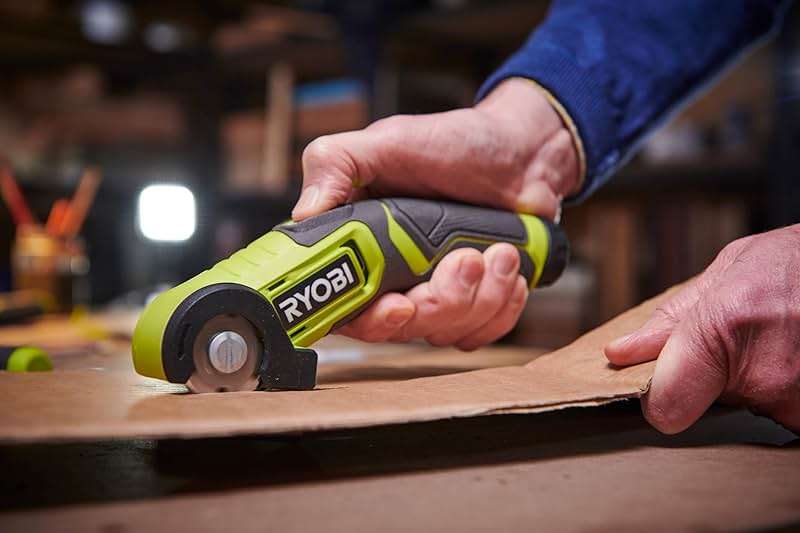 RYOBI RCT4-120G 4V Cordless Cutting Tool (1 x 2.0Ah), Hyper Green - Image 2