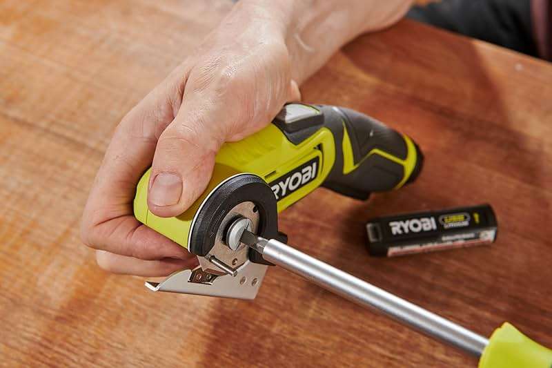 RYOBI RCT4-120G 4V Cordless Cutting Tool (1 x 2.0Ah), Hyper Green - Image 9