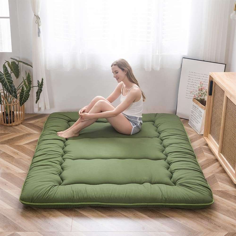 MAXYOYO Japanese Futon Mattress Twin Size Floor Mattress, Thicken Tatami Mat Sleeping Pad Roll Up Mattress Floor Folding Couch Mattress Pad for Guest Room, Green, Twin - Image 5