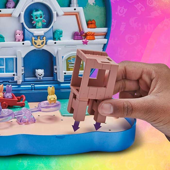 My Little Pony Mini World Magic Compact Creation Critter Corner Toy, Buildable Playset with Hitch Trailblazer Pony for Kids Ages 5 and Up - Image 10
