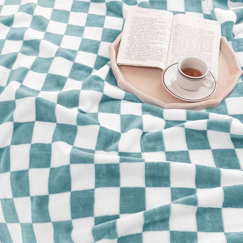 LOMAO Throw Blankets Flannel Blanket with Checkerboard Grid Pattern Soft Throw Blanket for Couch, Bed, Sofa Luxurious Warm and Cozy for All Seasons (Light Blue, 50"x60") - Image 5