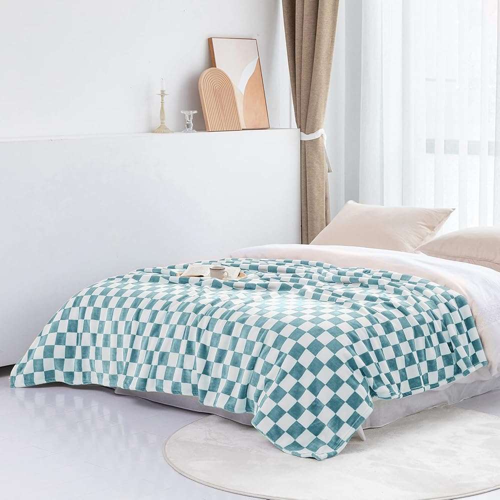 LOMAO Throw Blankets Flannel Blanket with Checkerboard Grid Pattern Soft Throw Blanket for Couch, Bed, Sofa Luxurious Warm and Cozy for All Seasons (Light Blue, 50"x60") - Image 8