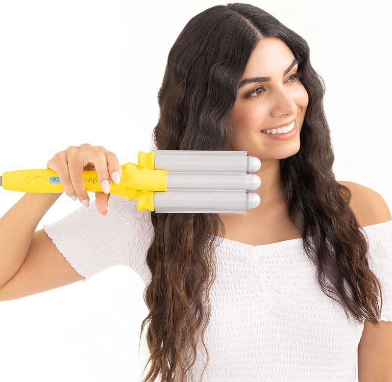Drybar The Beach Bender Triple Barrel Waver - Image 5