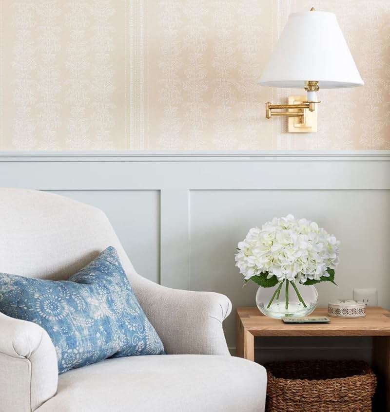 Hollyone Hydrangea Artificial Flowers with Vase White Silk Fake Flowers Arrangements in Glass Vase with Faux Water for Home Bathroom Office Table Centerpiece Shelf Decorations - Image 6