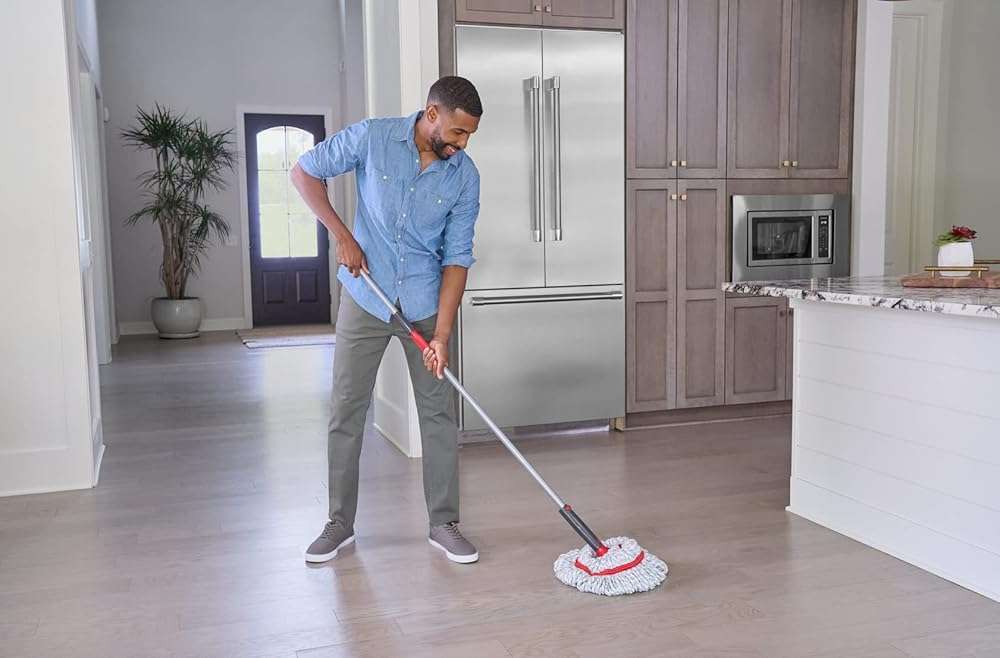 Rubbermaid Microfiber Twist Mop Kit with 2 Refills Kit Machine Washable Built-in Wringer Lightweight Safe for All Floor Types Deep Cleaning for Home/Bathroom/Garage/Office - Image 11