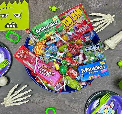 Dooboe Parade Candy Assortment Bulk - 8 Pounds - Variety Pack Candies - Individually Wrapped Favors - Pinata Filler Candies - Gifting Novelty Candy - Image 3