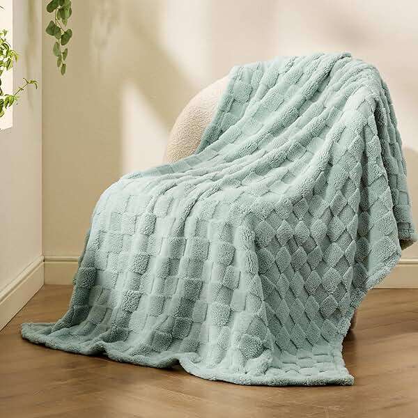 Bedsure GentleSoft Sage Green Throw Blanket for Couch - Checkered Cute Fleece Blankets, Soft Cozy Summer Throw for Bedroom Home Decor Gifts for Mom Girls, Green, 50x60 Inches - Image 9