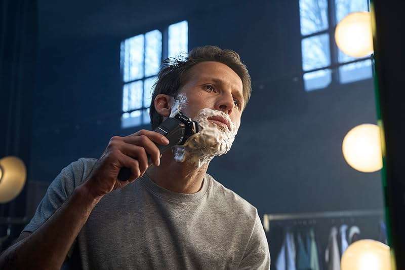 Philips Norelco Shaver 7800, Rechargeable Wet & Dry Electric Shaver with SenseIQ Technology, Quick Clean Pod, Charging Stand, Travel Case and Pop-up Trimmer, S7885/85 - Image 14