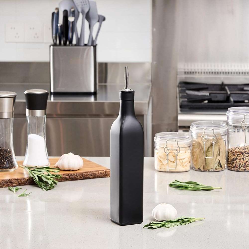Restaurantware RW Base 16.9 Ounce Olive Oil Dispenser 1 Kitchen Oil Dispenser Bottle - With Stainless Steel Pourer Non-Leaking Black Glass Olive Oil Pourer For Cooking Or Salad Dressings - Image 5