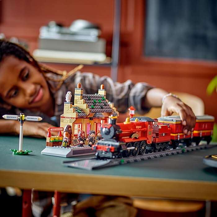 LEGO Harry Potter Hogwarts Express & Hogsmeade Station Building Toy - Pretend Play and Display Decor for Boys & Girls, Ages 8+ - Gift Idea for Birthdays - 76423 - Image 2
