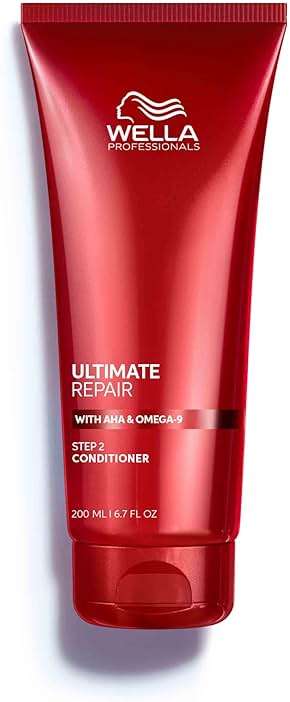 Wella Professionals ULTIMATE REPAIR Conditioner for Damaged Hair | Deeply Nourishing | Repairs, Strengthens, & Moisturizes with AHA & Omega-9 | For All Hair Types - Image 1