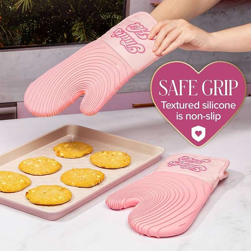 Paris Hilton Oven Mitt Set with Iconic That's HOT Design, Heat Resistant Pot Holders Featuring Non-Slip Textured Silicone Grips, 2-Piece Set, Pink - Image 6