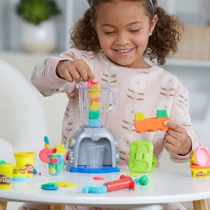 Play Doh Swirlin' Smoothies Toy Blender Playset, Play Kitchen Appliances, Kids Arts and Crafts Toys for 3 Year Old Girls and Boys and Up - Image 11