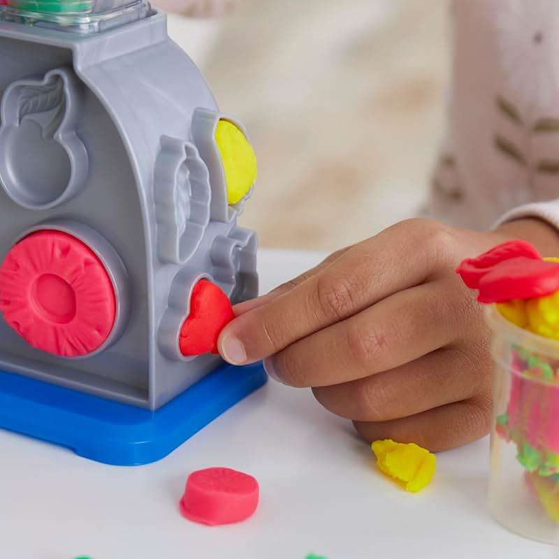 Play Doh Swirlin' Smoothies Toy Blender Playset, Play Kitchen Appliances, Kids Arts and Crafts Toys for 3 Year Old Girls and Boys and Up - Image 13