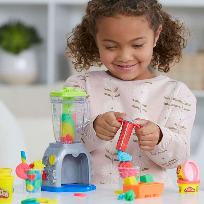 Play Doh Swirlin' Smoothies Toy Blender Playset, Play Kitchen Appliances, Kids Arts and Crafts Toys for 3 Year Old Girls and Boys and Up - Image 7