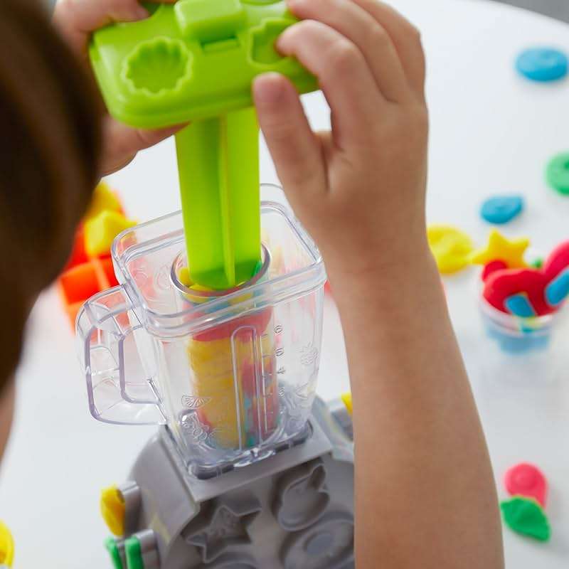 Play Doh Swirlin' Smoothies Toy Blender Playset, Play Kitchen Appliances, Kids Arts and Crafts Toys for 3 Year Old Girls and Boys and Up - Image 10