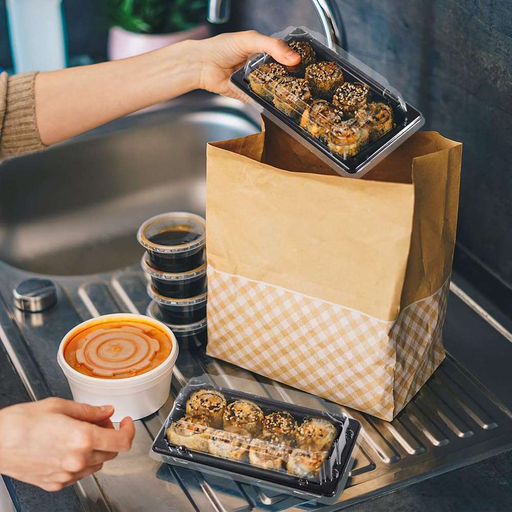 DOITOOL 100PCS Small with Clear Lid, Black Sushi Trays With Lids, Disposable Sushi Packaging Box, Black Plastic To Go Containers, Entrees, Appetizers Or Dessert - Image 4