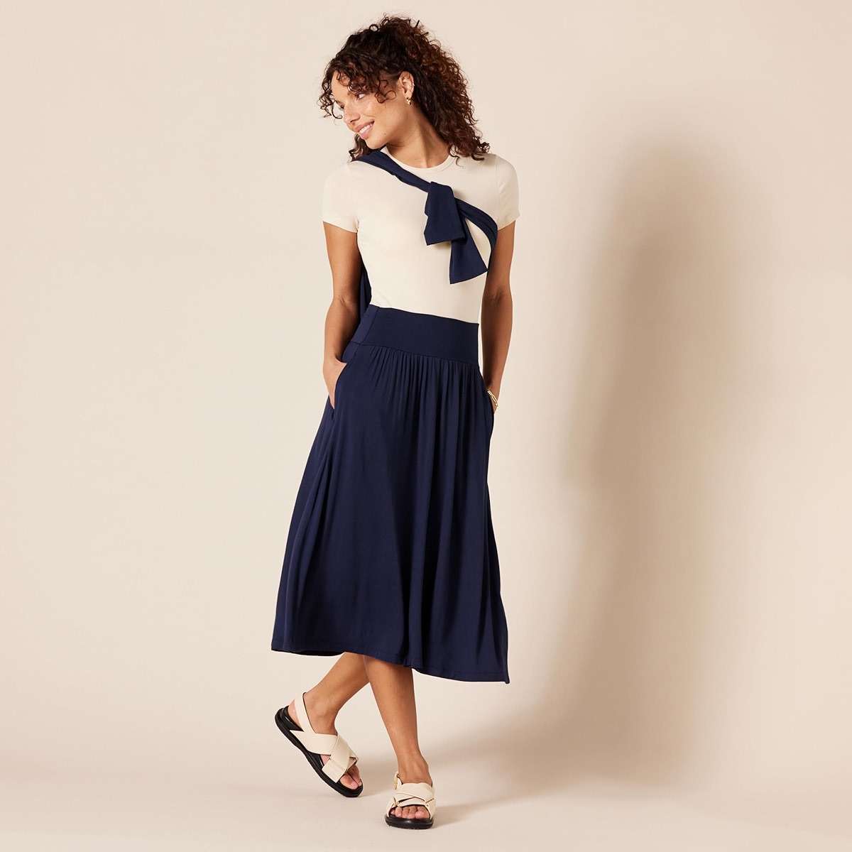 Amazon Essentials Women's Jersey Pull On Midi Length Skirt - Image 4