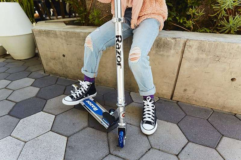 Razor Jr. Lil' Kick Scooter & A Kick Scooter - Pink - FFP - Image 6