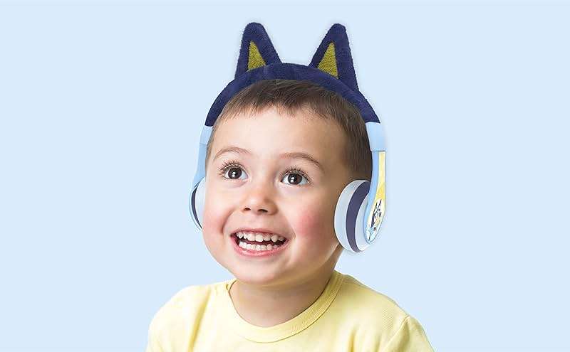Bluey Bluetooth Headphones for Kids, Volume Reduced Wireless Headphones for School Home or Travel (Bluey) - Image 4