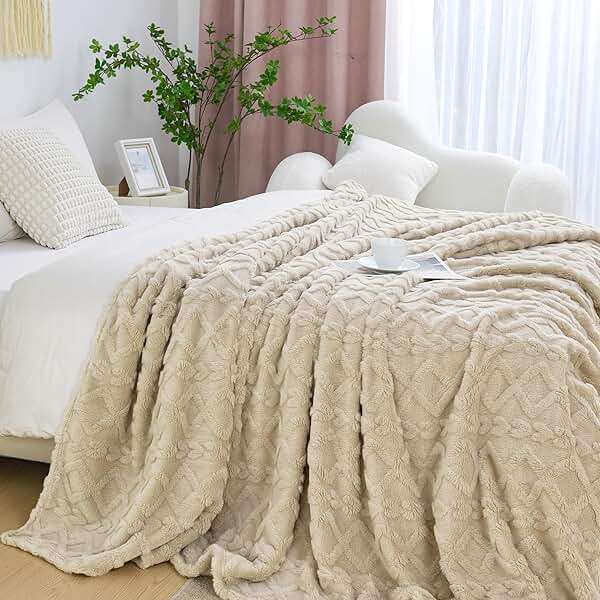 Aganear Fleece Throw Blanket - Cozy Soft Lightweight Fuzzy Throw Blanket for Women Portable Throw Blankets for Couch, Warm Present for Birthday, Christmas, Halloween, Housewarming(50"x60", Khaki) - Image 3