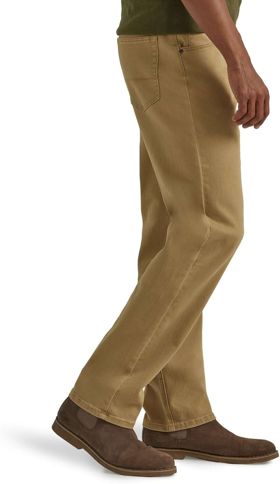 Wrangler Authentics Men's Classic 5-Pocket Relaxed Fit Flex Jean - Image 3