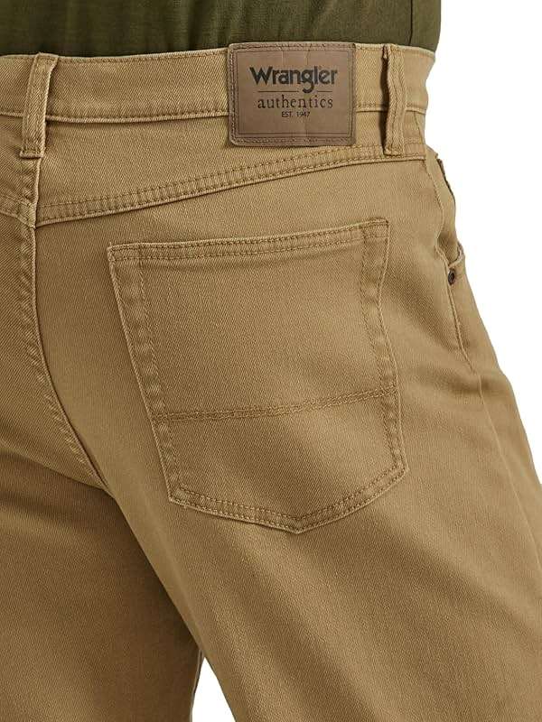 Wrangler Authentics Men's Classic 5-Pocket Relaxed Fit Flex Jean - Image 5