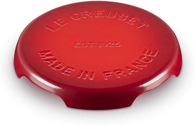 Le Creuset Enameled Cast Iron Signature Trivet, 8.8", Cerise - Image 1