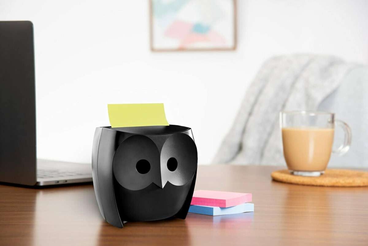 Post-it Note Dispenser, Sticky Note Holder, Black Owl Design, Includes 45 Sheets of 3 in x 3 in Citron Yellow Pop-Up Notes, Classroom or Office Supplies - Image 2
