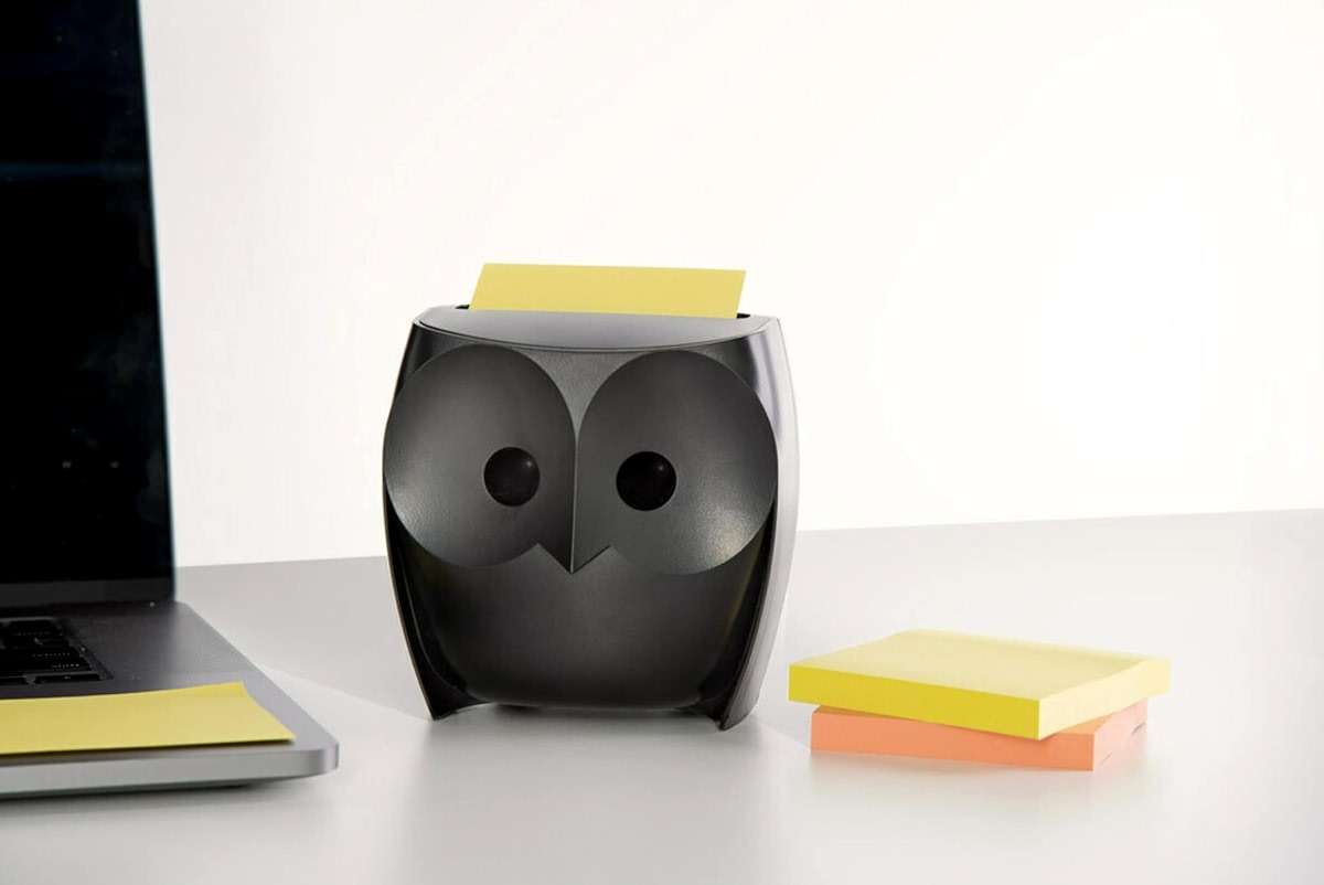 Post-it Note Dispenser, Sticky Note Holder, Black Owl Design, Includes 45 Sheets of 3 in x 3 in Citron Yellow Pop-Up Notes, Classroom or Office Supplies - Image 10