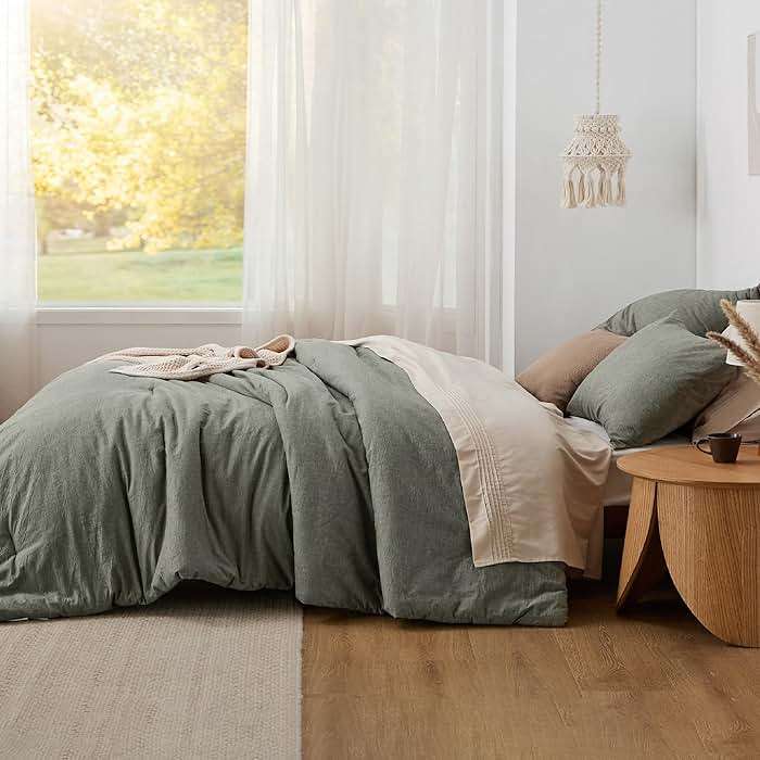 Bedsure Comforter Set Queen Size Grayish Olive Green - Cotton Fabric with Microfiber Inner Fill, PureWoven Comforter Set for All Seasons, 3 Pieces, 1 Comforter (90"x90") and 2 Pillow Cases (20"x26") - Image 7