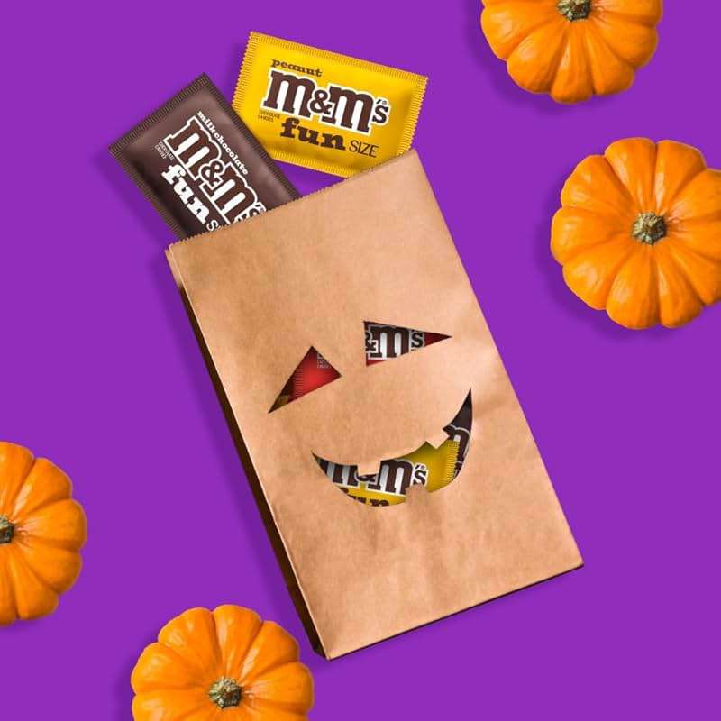M&M'S Milk Chocolate, Peanut & Peanut Butter Fun Size Variety Pack, Party Size, 19.41 Oz Bulk Candy Bag - Image 7