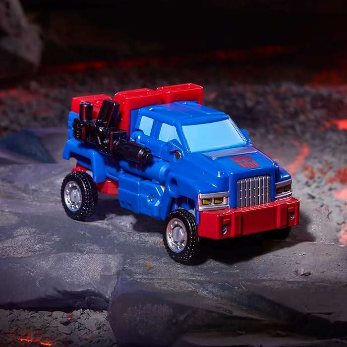 Transformers Legacy United Deluxe Class G1 Universe Autobot Gears, 5.5-inch Converting Action Figure, 8+ Years - Image 3