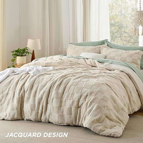 Bedsure Queen Size Comforter Set Beige, Boho Tufted Bed Set, Checkered Farmhouse-Style Distressed Vintage Bedding, 3 Pieces, 1 Plaid Geometric Comforter and 2 Pillow Shams - Image 3