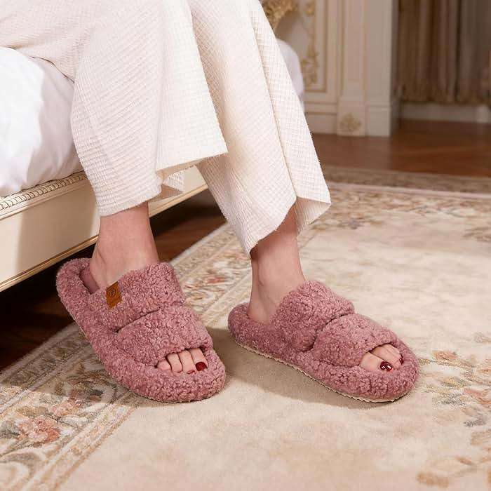EverFoams Womens Fuzzy Open-toe Slippers Soft Comfy Memory Foam Indoor House Shoes - Image 2