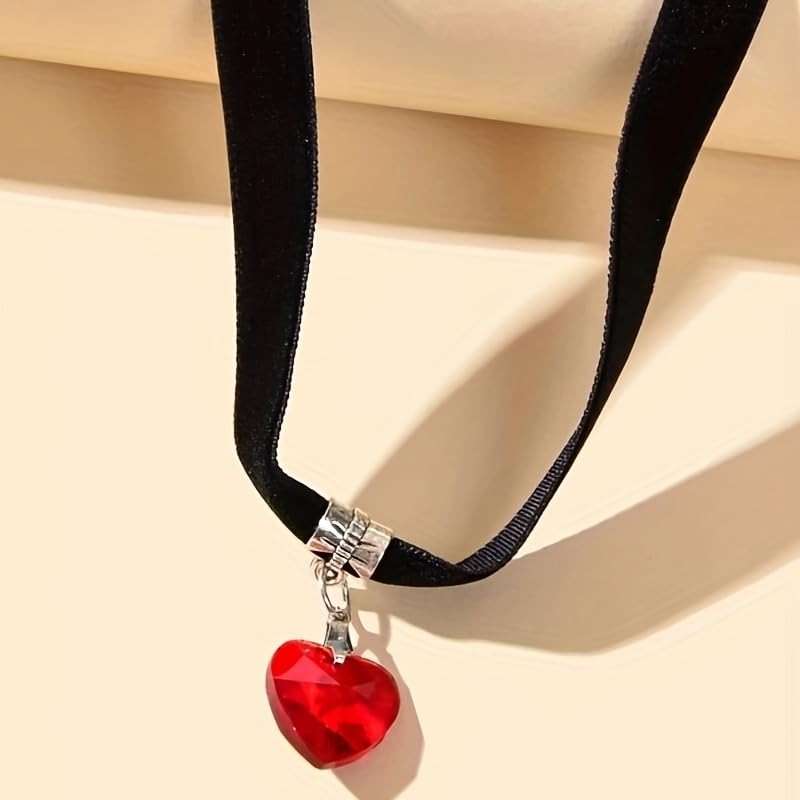 ISCASSE Black Choker Necklaces for Woman Love Heart Choker Necklace Adjustable Velvet Choker Soft Collar Chain Red Heart Necklace Halloween Cosplay Party - Image 6